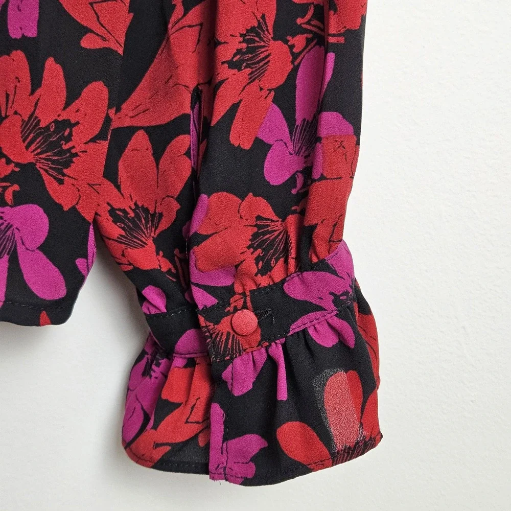 J.Crew Factory Floral Blouse Size M Printed Button-Neck Top Ruffle Sleeves BD266